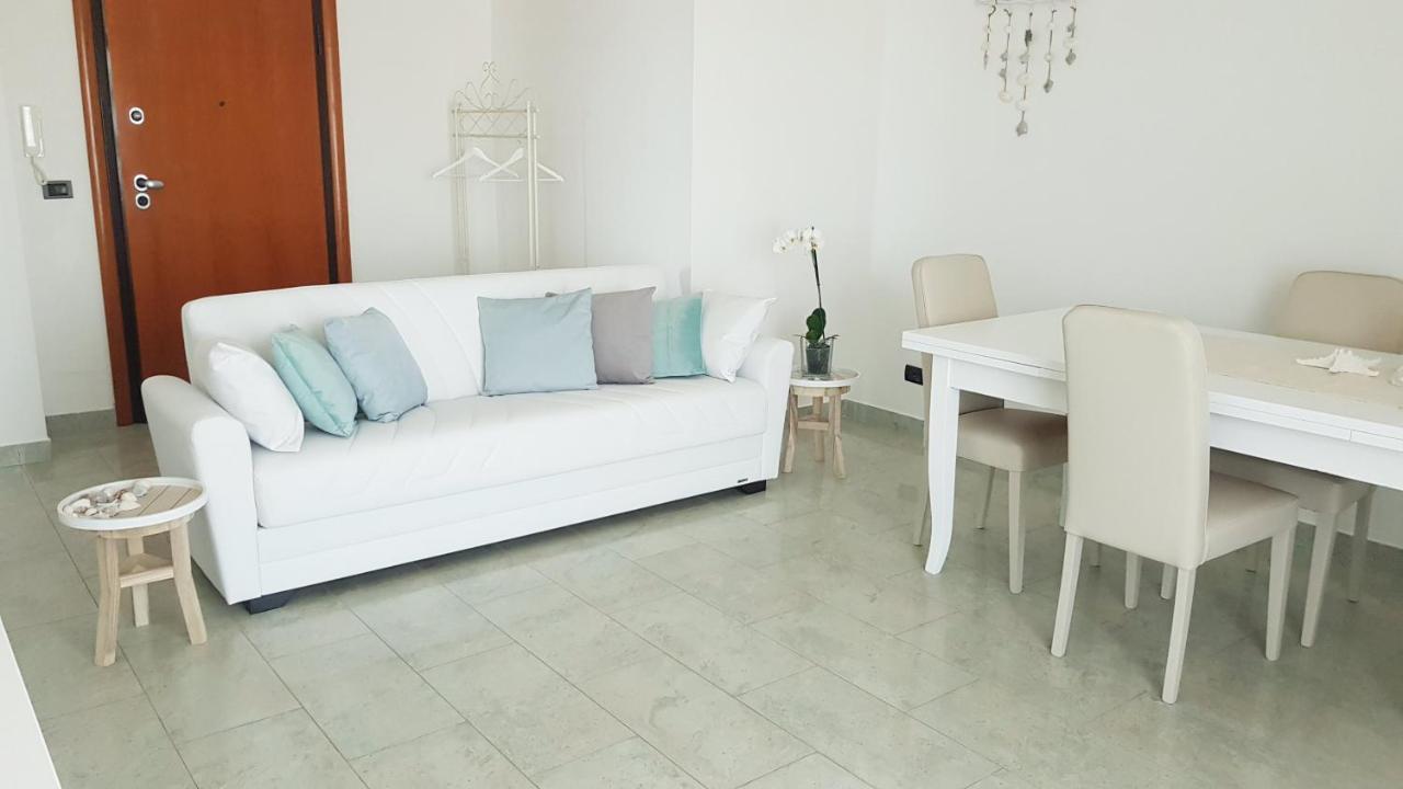 Dimora Brezza Di Mare Apartment Termoli Bagian luar foto