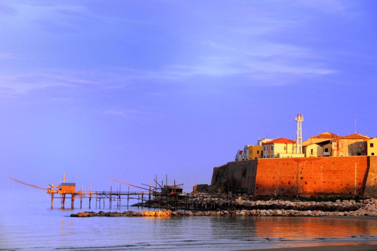 Dimora Brezza Di Mare Apartment Termoli Bagian luar foto